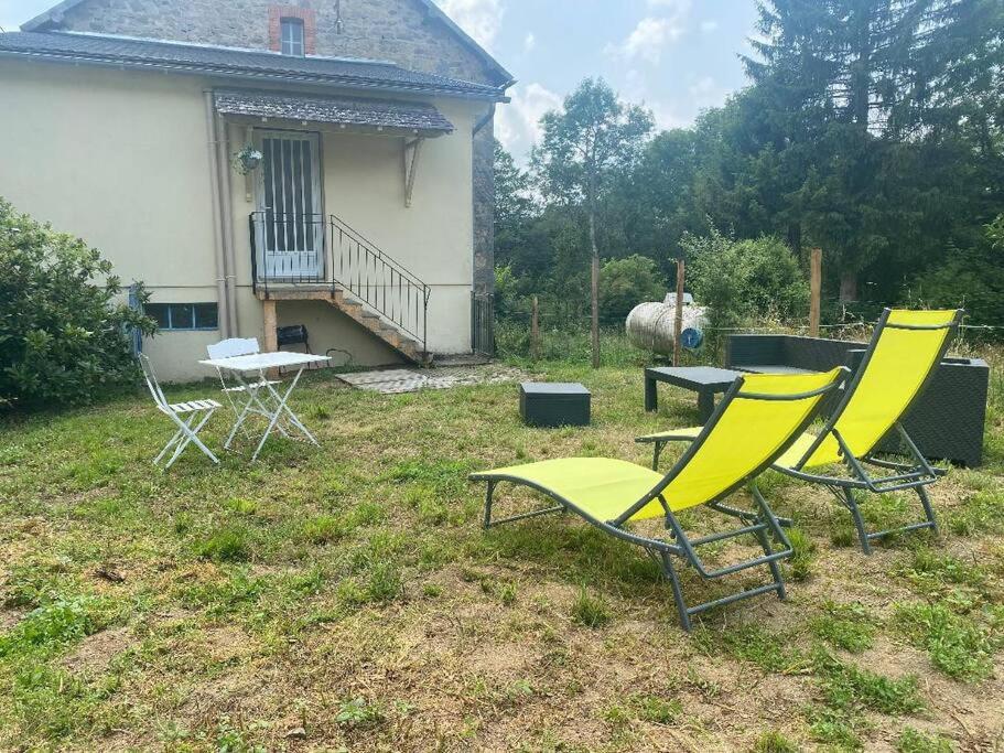 Petite Maison En Auvergne Giat المظهر الخارجي الصورة
